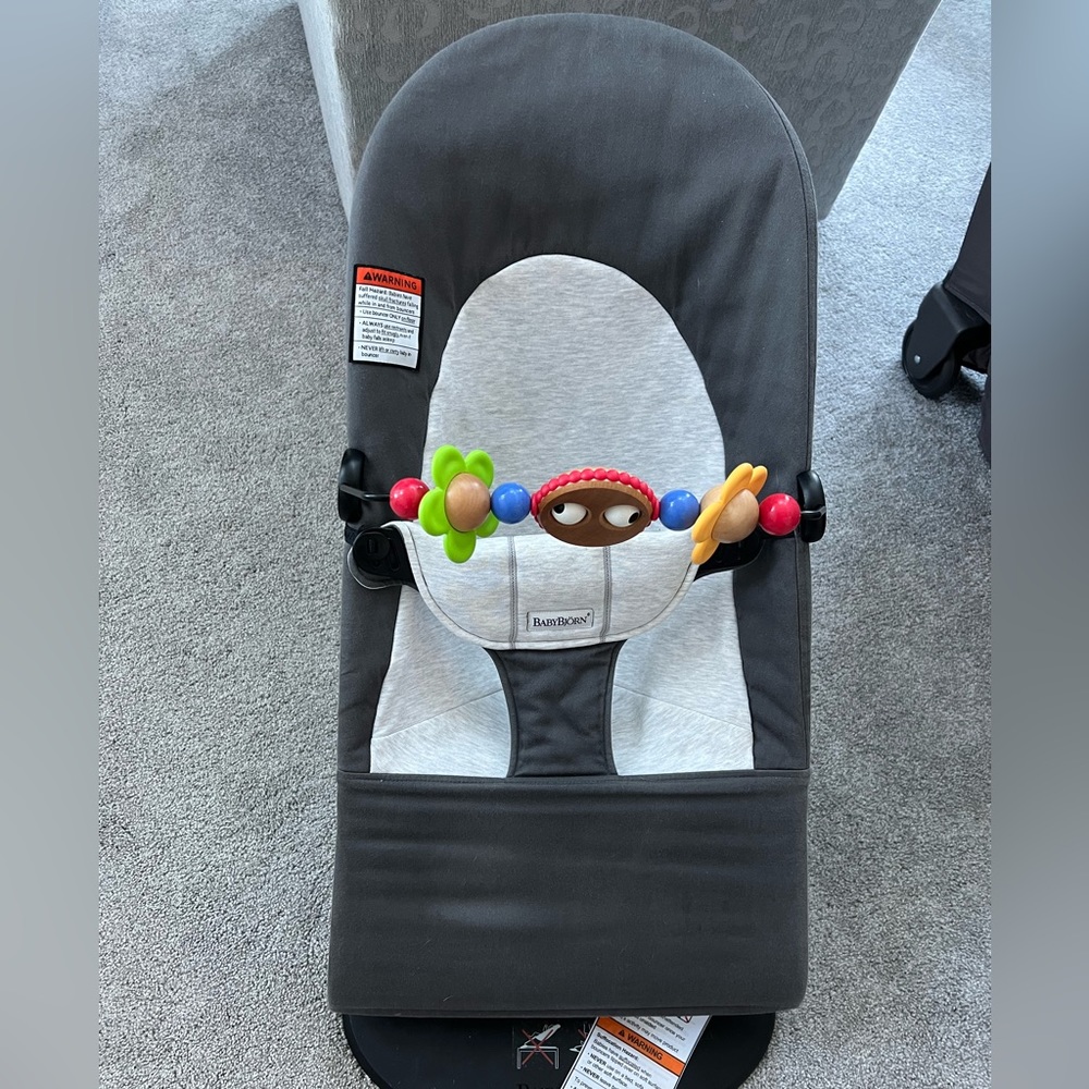 Baby Bjorn Bouncer Chair w/wooden toy attachment